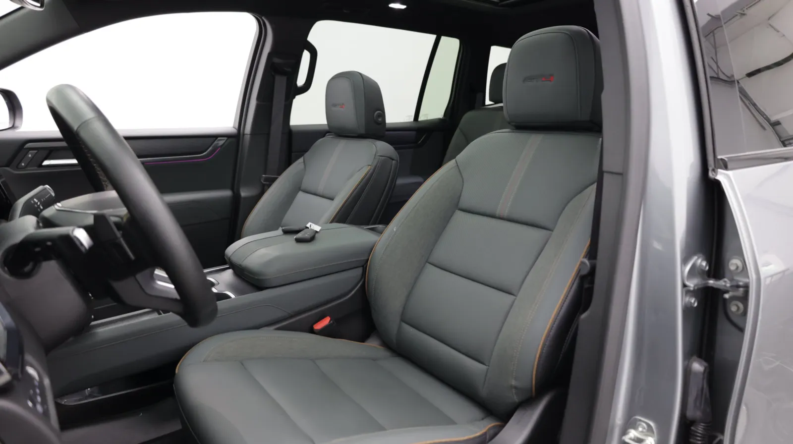 GMC Acadia photo 19