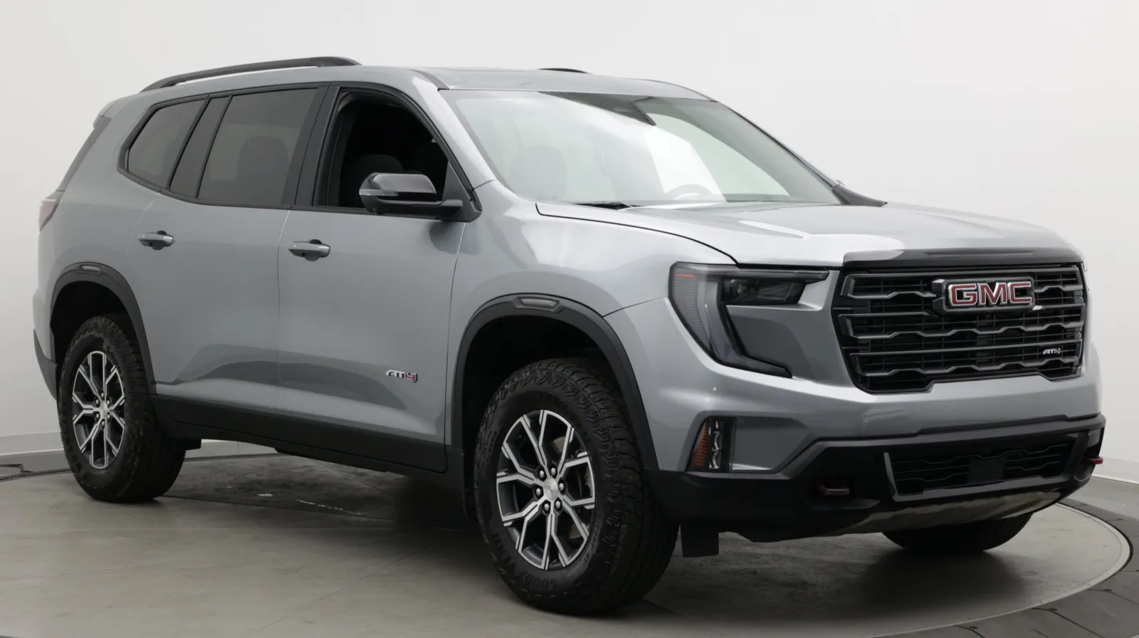 GMC Acadia photo 3