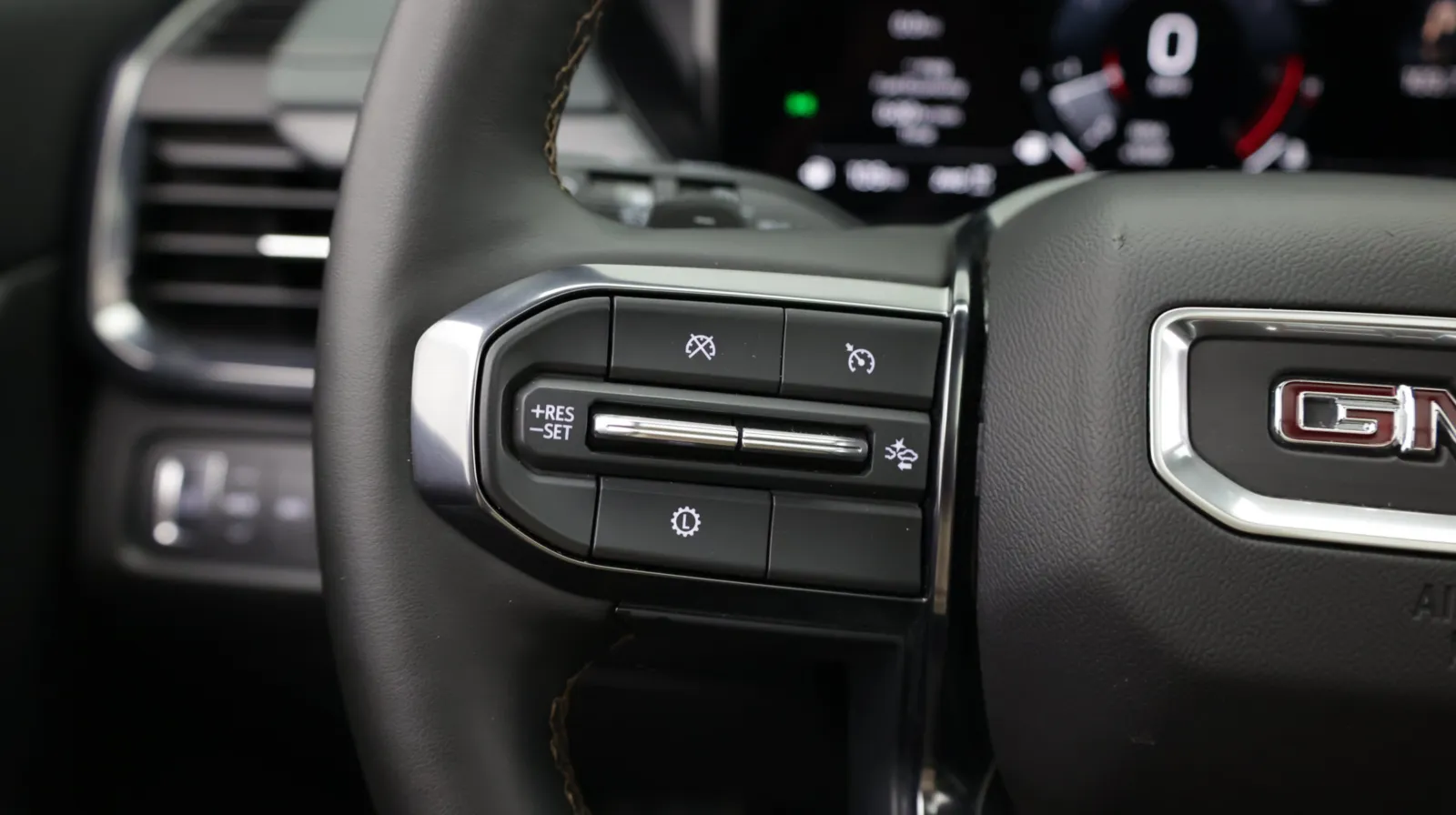 GMC Acadia photo 27