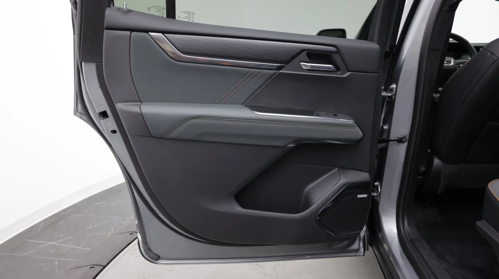 GMC Acadia photo 32