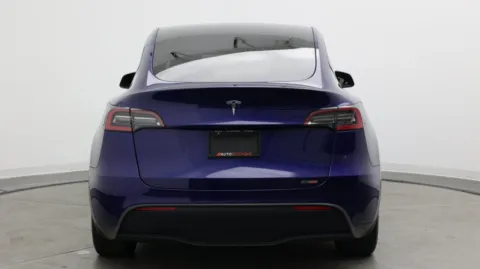 More photos of 2021 Tesla Model Y Standard Range at Auto Boutique Florida, FL