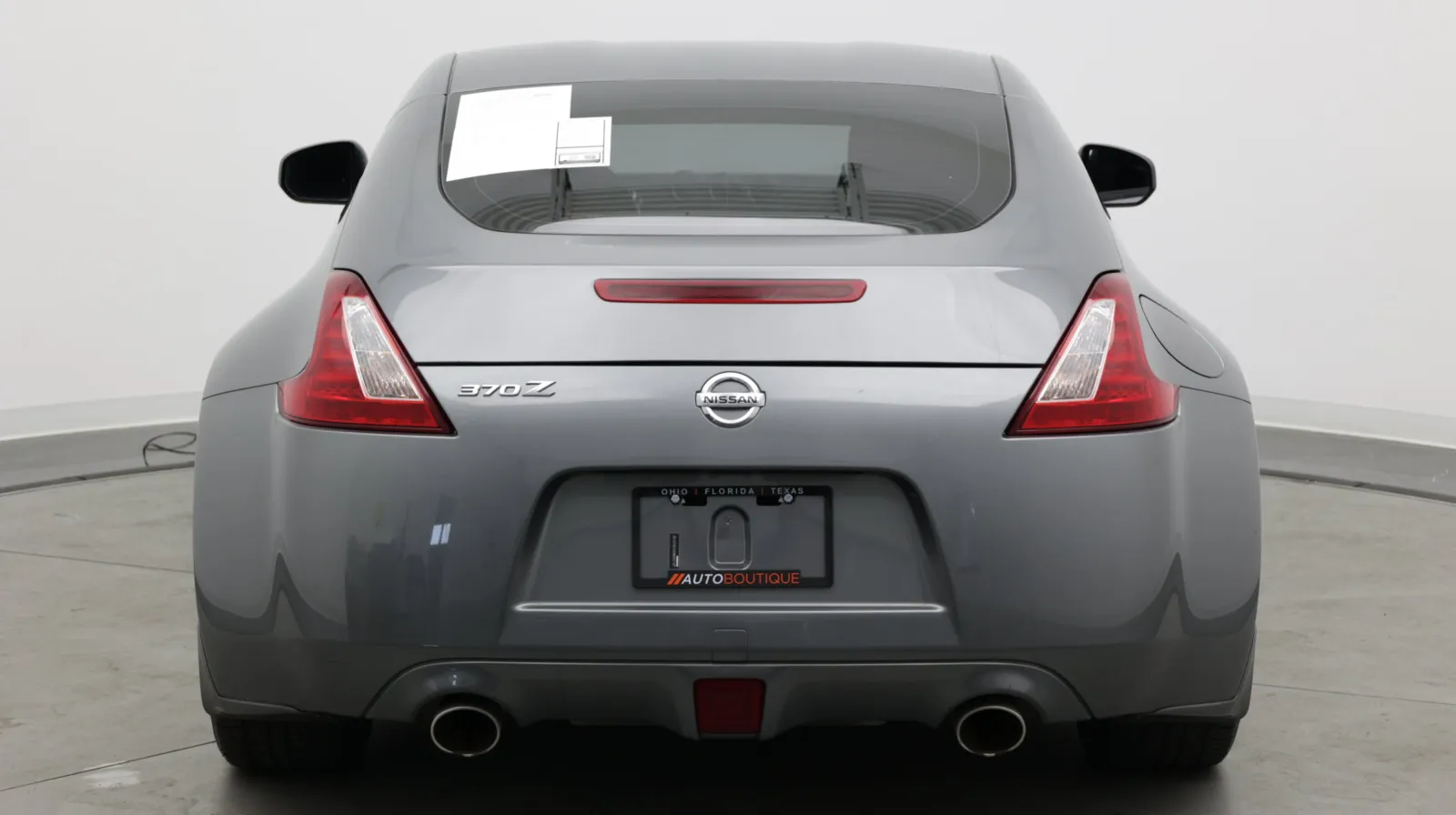 Nissan 370Z photo 6
