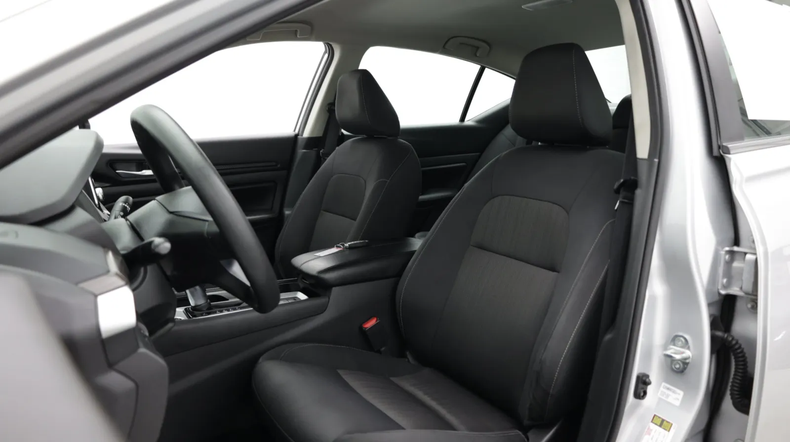 Nissan Altima photo 16