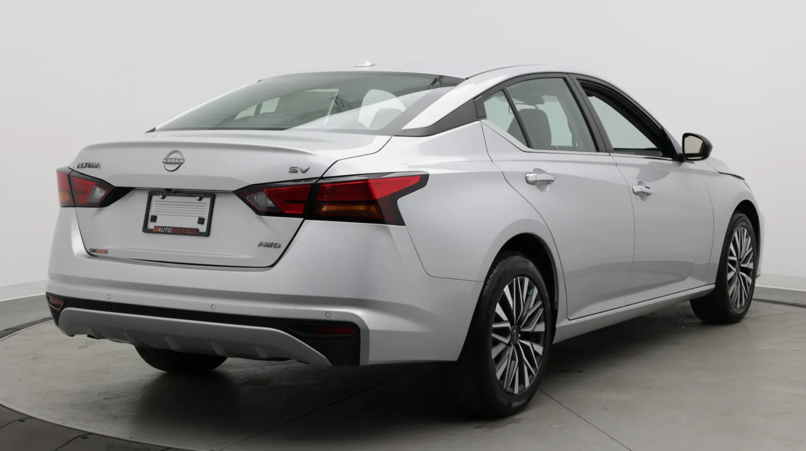 Nissan Altima photo 7