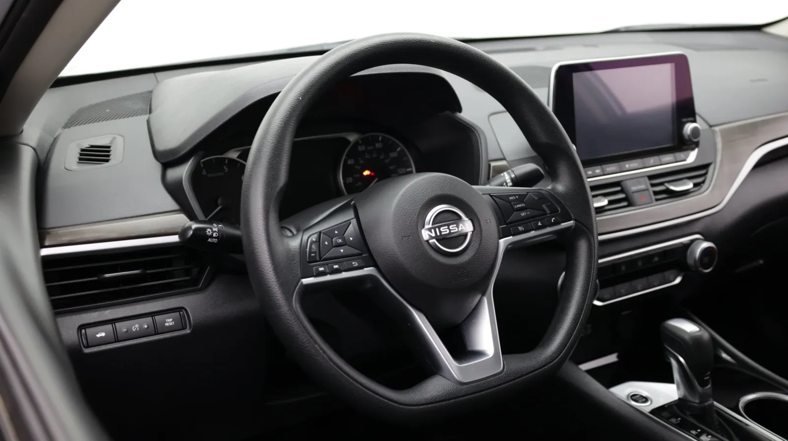 Nissan Altima photo 9