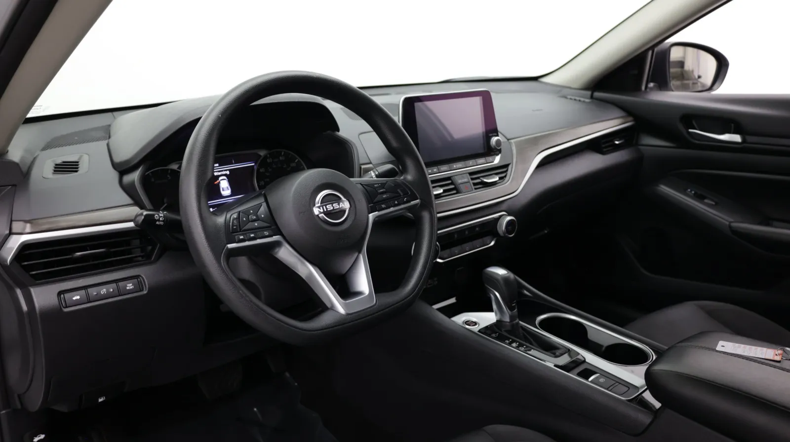 Nissan Altima photo 11