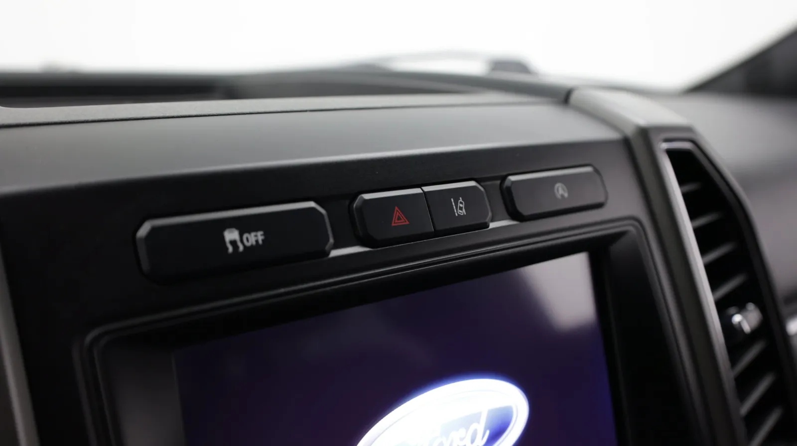 Ford Expedition photo 21