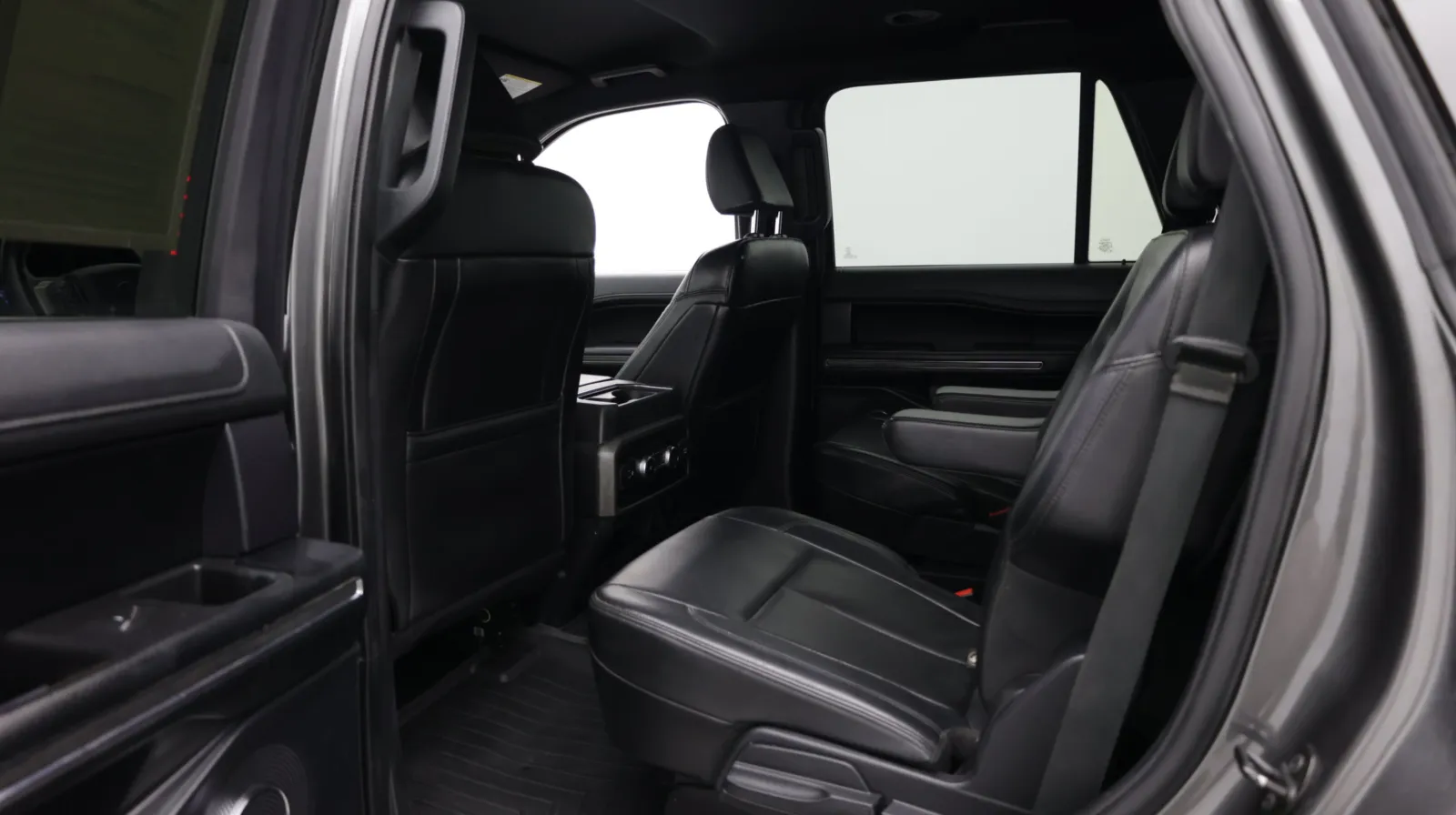 Ford Expedition photo 27