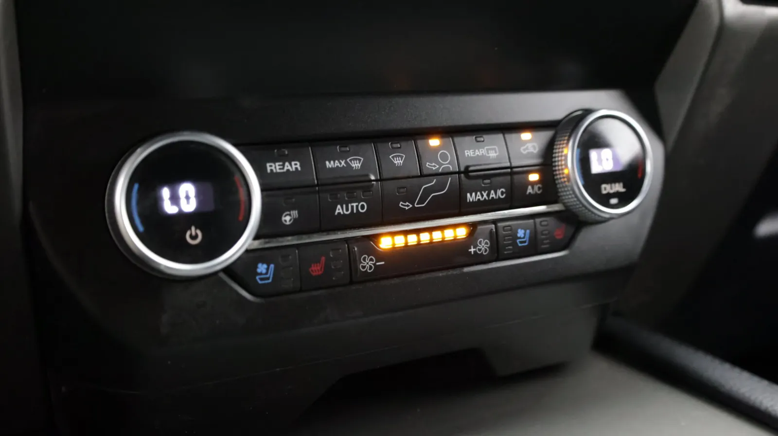 Ford Expedition photo 20