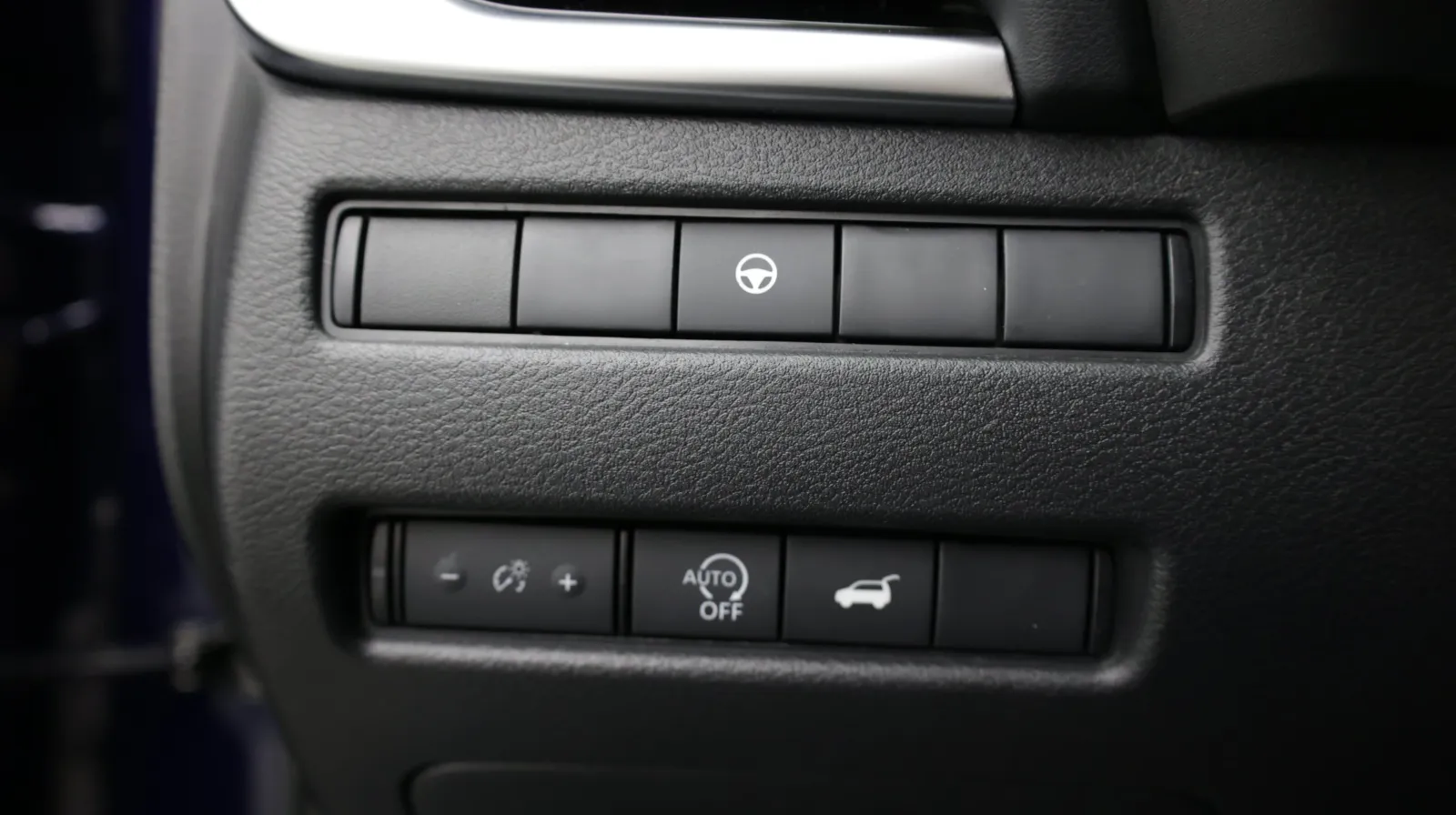 Nissan Rogue photo 16