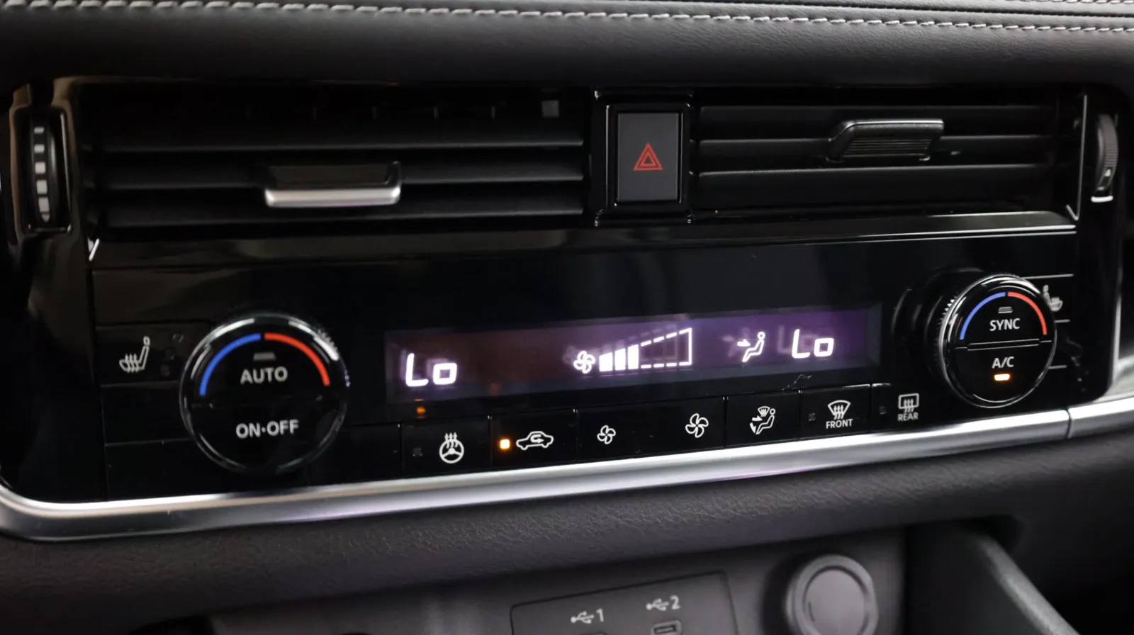 Nissan Rogue photo 19