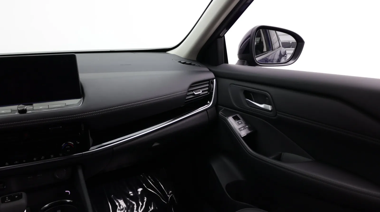 Nissan Rogue photo 30