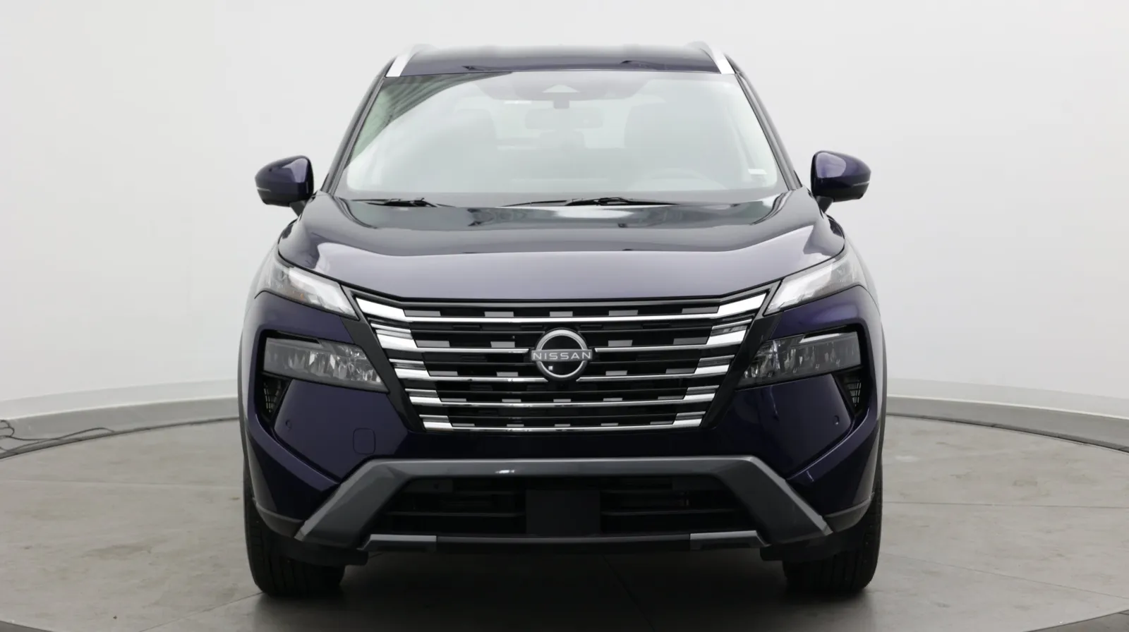 Nissan Rogue photo 2