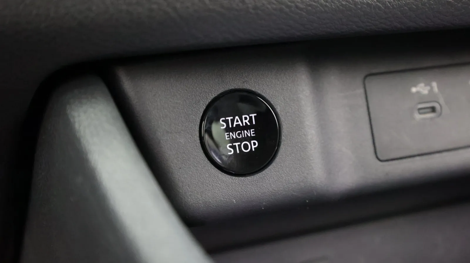 Nissan Rogue photo 20