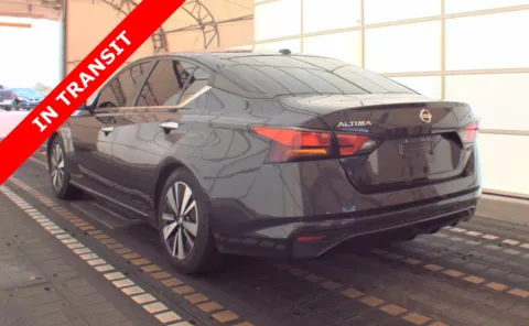 More photos of 2021 Nissan Altima 2.5 SV at Auto Boutique Florida, FL