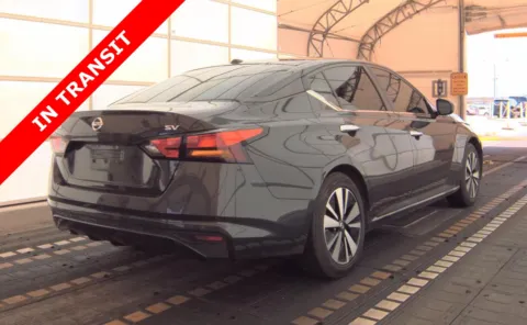 More photos of 2021 Nissan Altima 2.5 SV at Auto Boutique Florida, FL