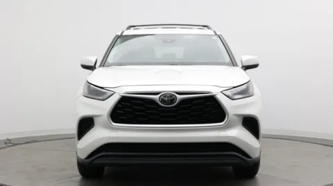 Photos of 2021 Toyota Highlander L for sale in Jacksonville, FL at Auto Boutique Florida