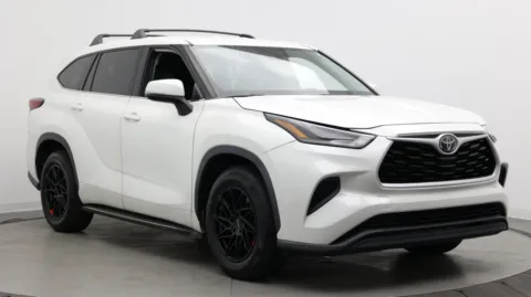 Another view of 2021 Toyota Highlander L for sale in Jacksonville, FL at Auto Boutique Florida