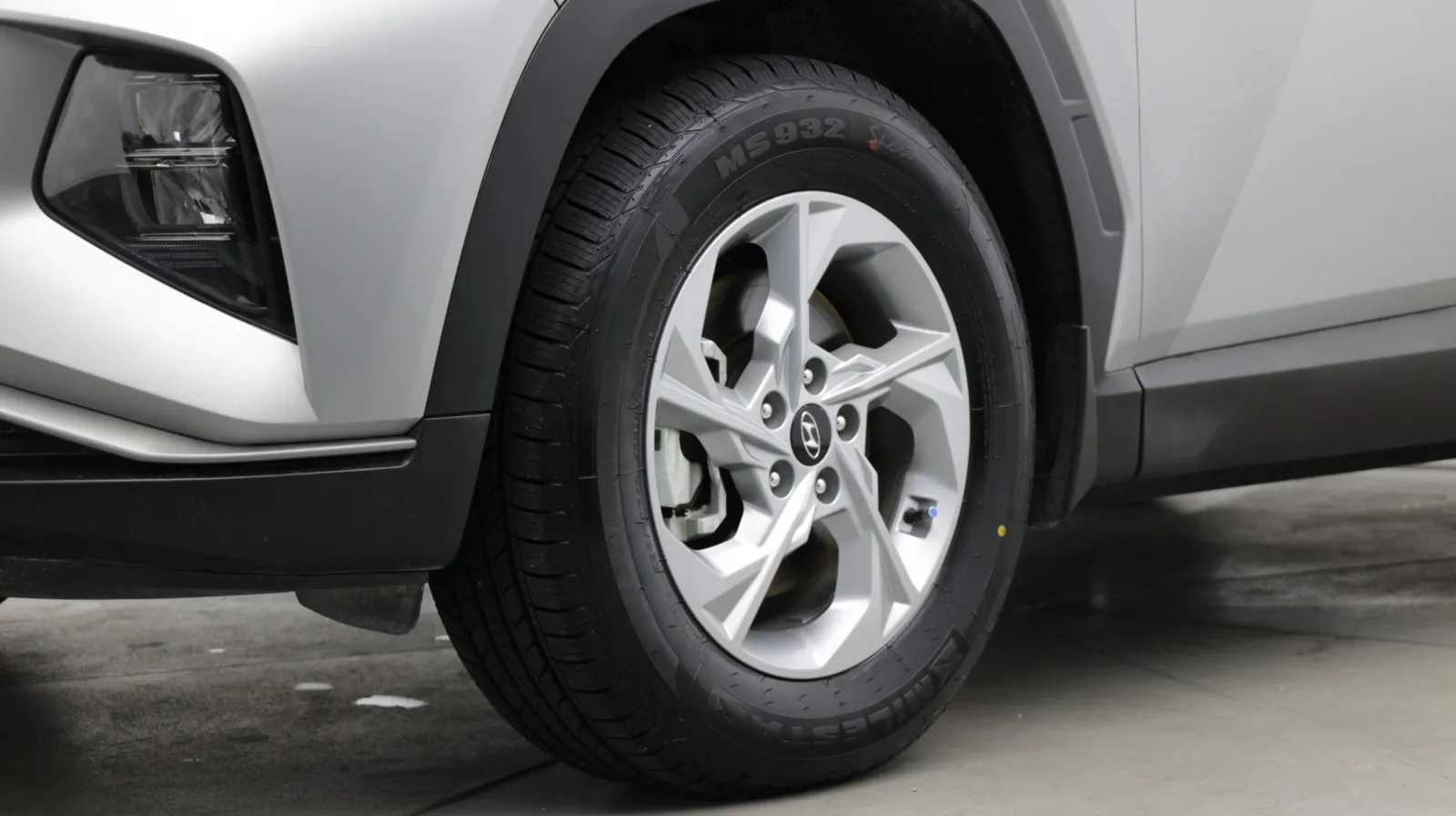 Hyundai Tucson photo 8