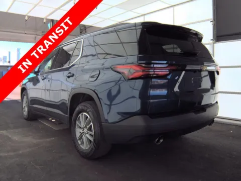 More photos of 2023 Chevrolet Traverse LT Cloth at Auto Boutique Florida, FL