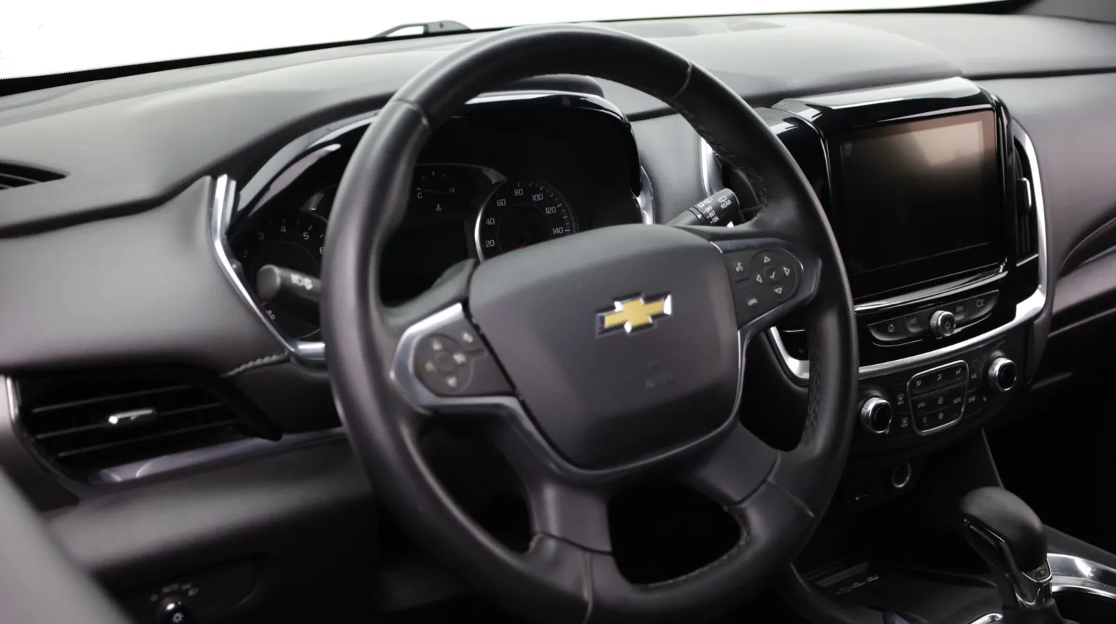 Chevrolet Traverse photo 10