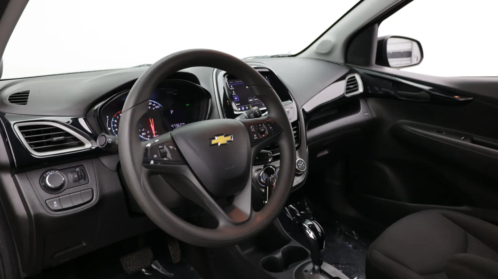 Chevrolet Spark photo 12