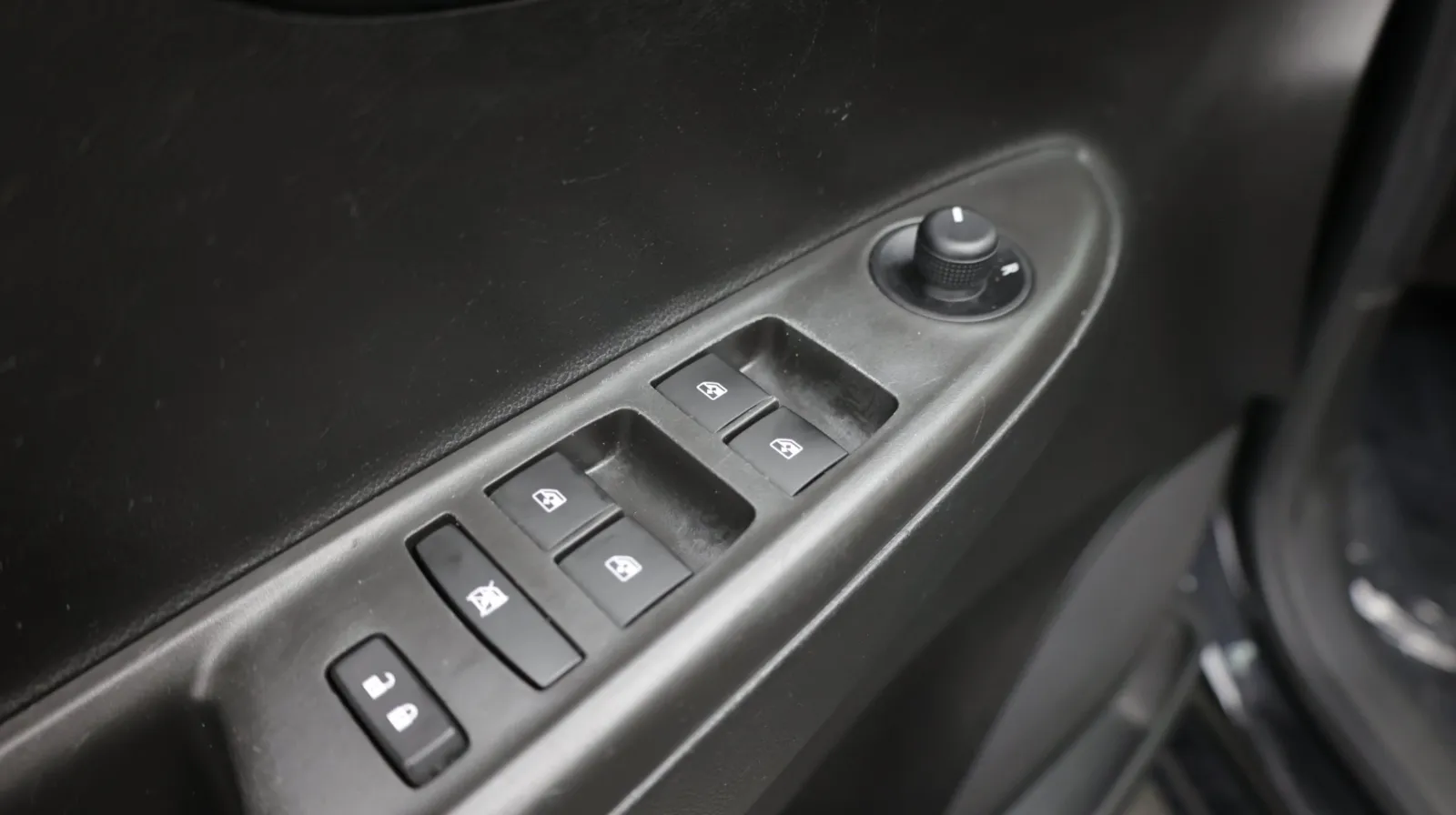 Chevrolet Spark photo 13
