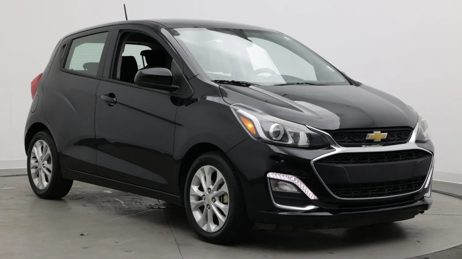 Chevrolet Spark photo 3