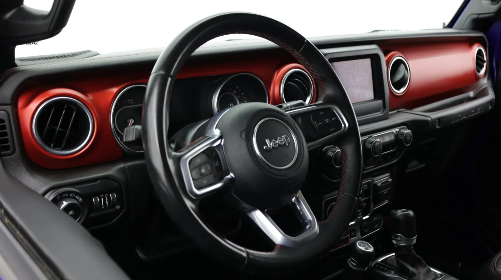 Jeep Wrangler photo 12