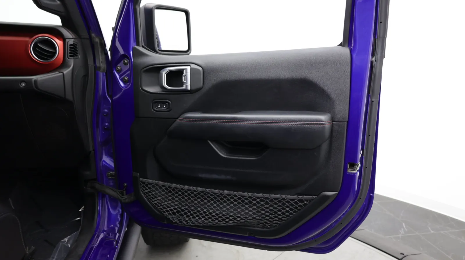 Jeep Wrangler photo 37