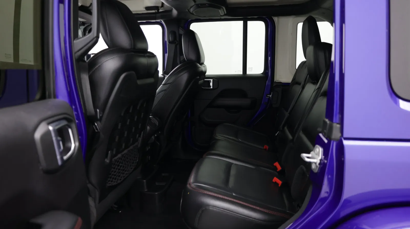 Jeep Wrangler photo 27