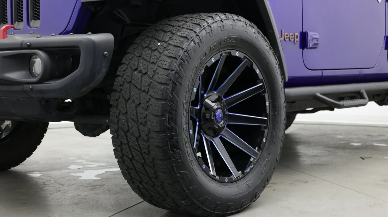 Jeep Wrangler photo 9