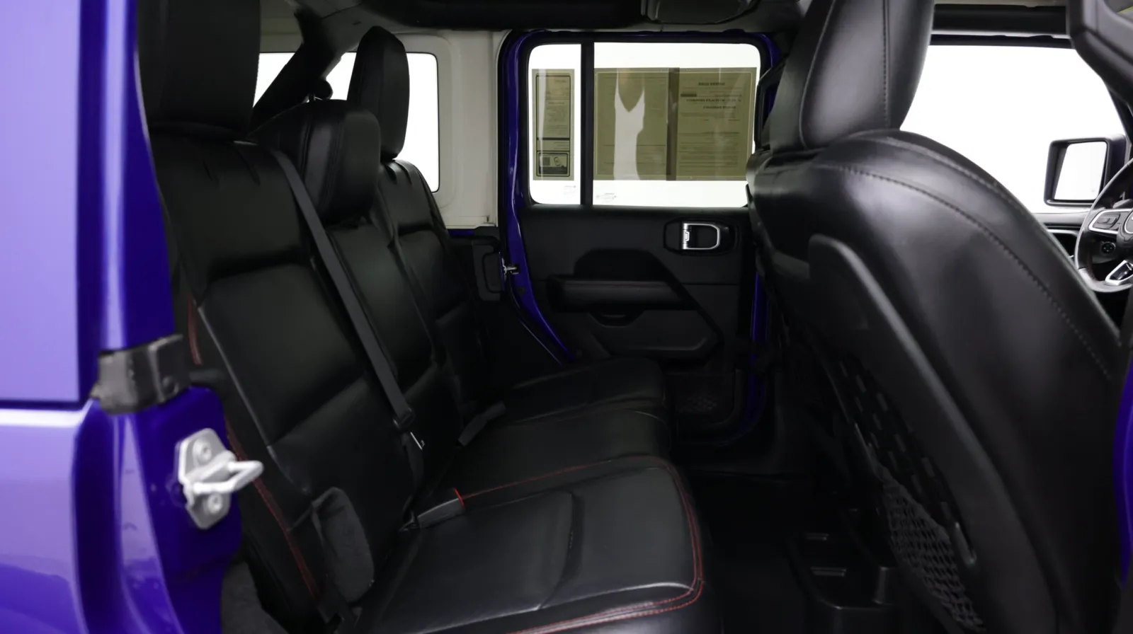 Jeep Wrangler photo 36