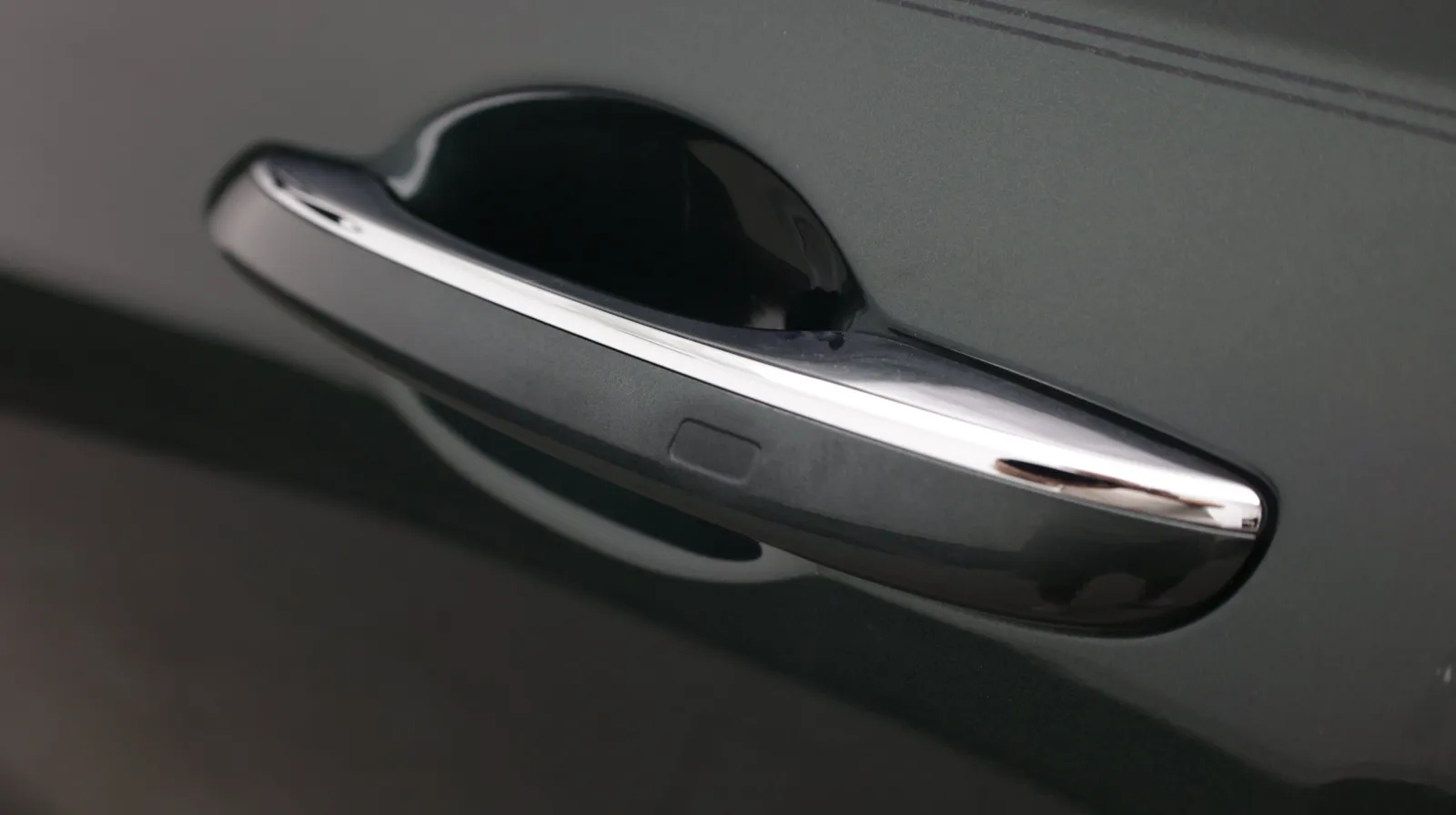 Genesis GV70 photo 10
