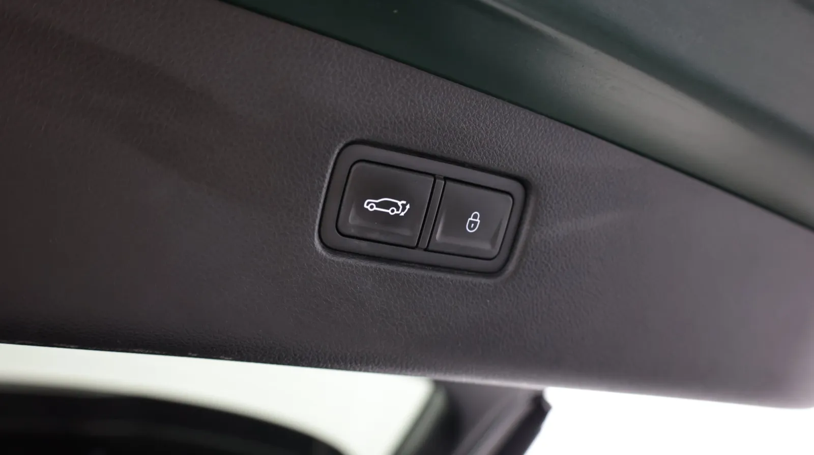 Genesis GV70 photo 34