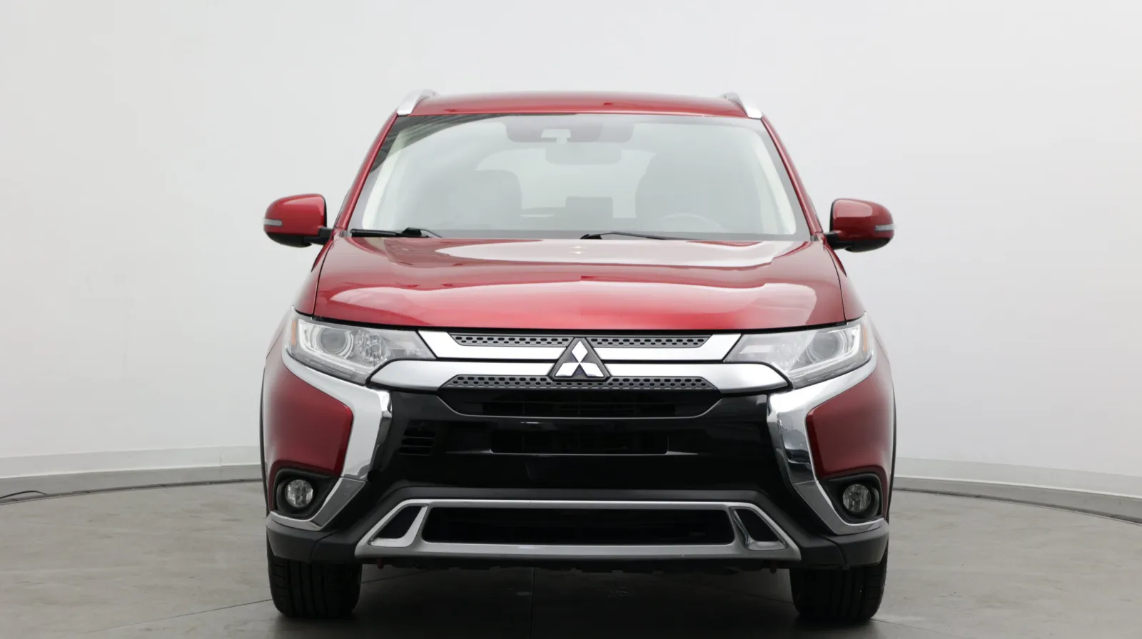 Mitsubishi Outlander photo 2
