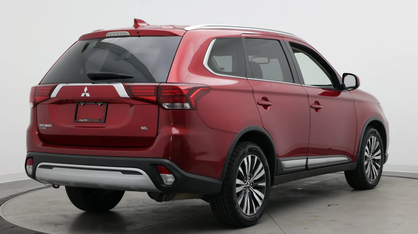 Mitsubishi Outlander photo 7
