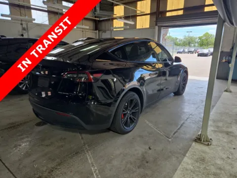 More photos of 2023 Tesla Model Y Long Range at Auto Boutique Florida, FL