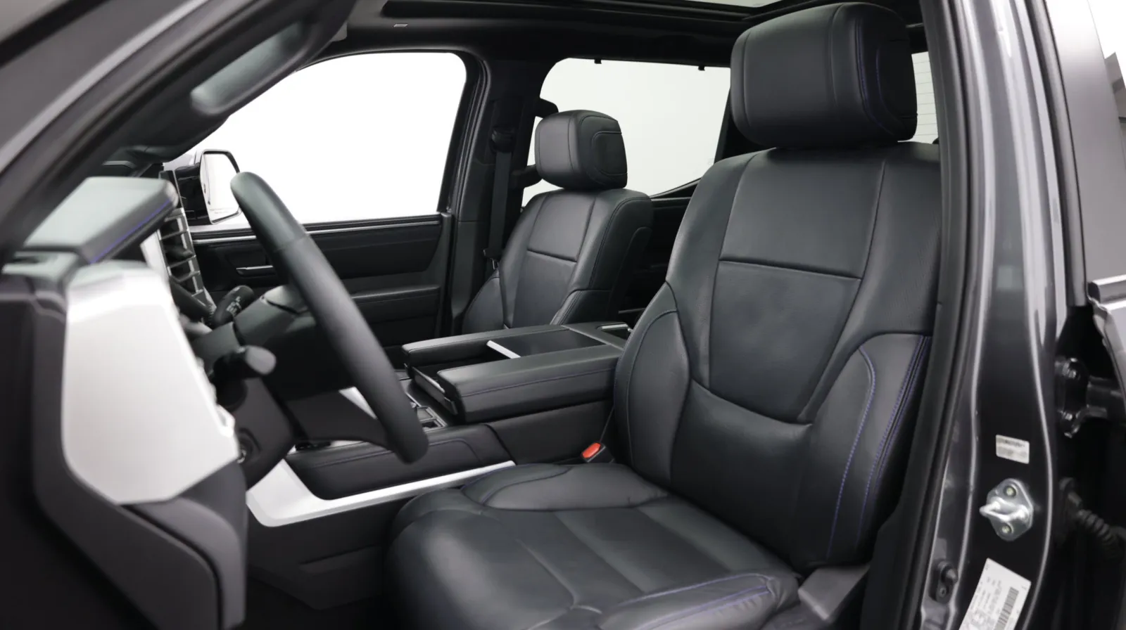 Toyota Tundra photo 14
