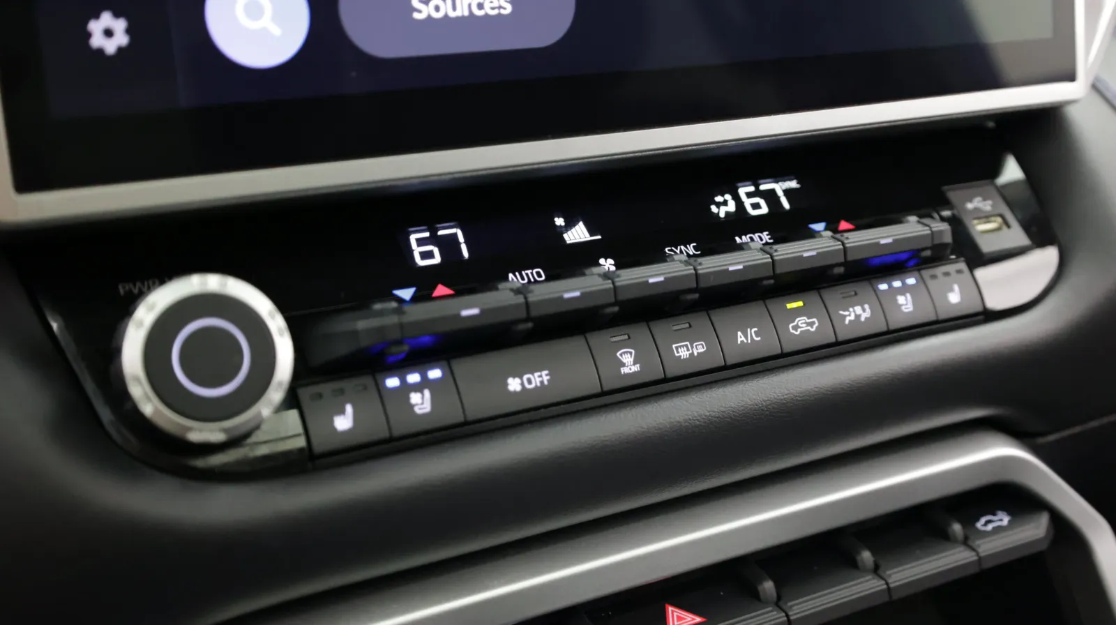 Toyota Tundra photo 22