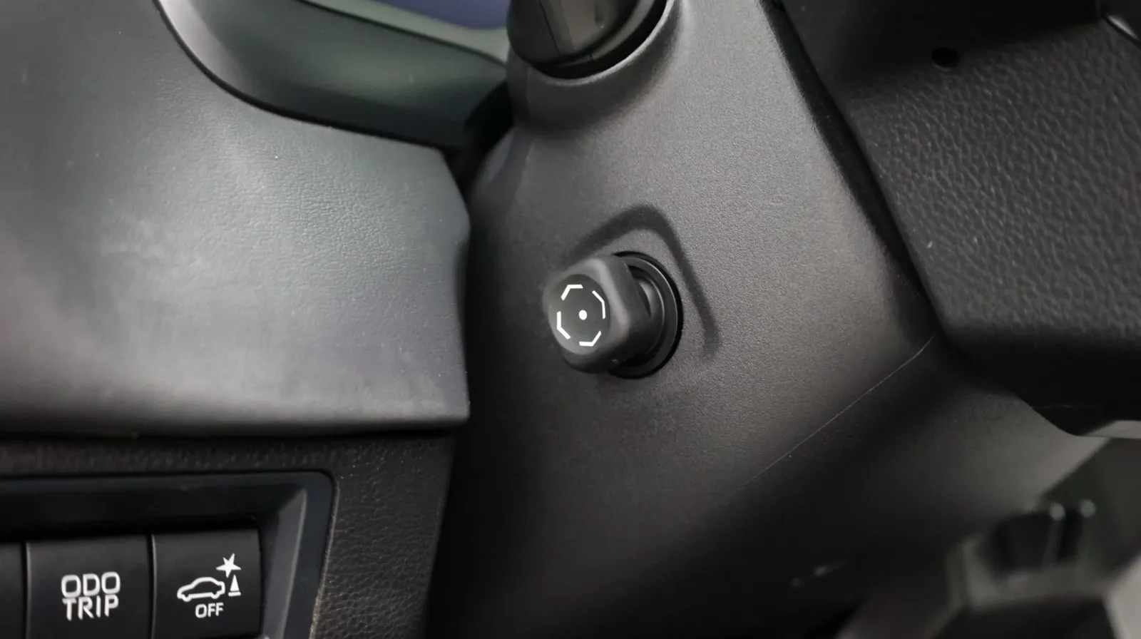 Toyota Tundra photo 16