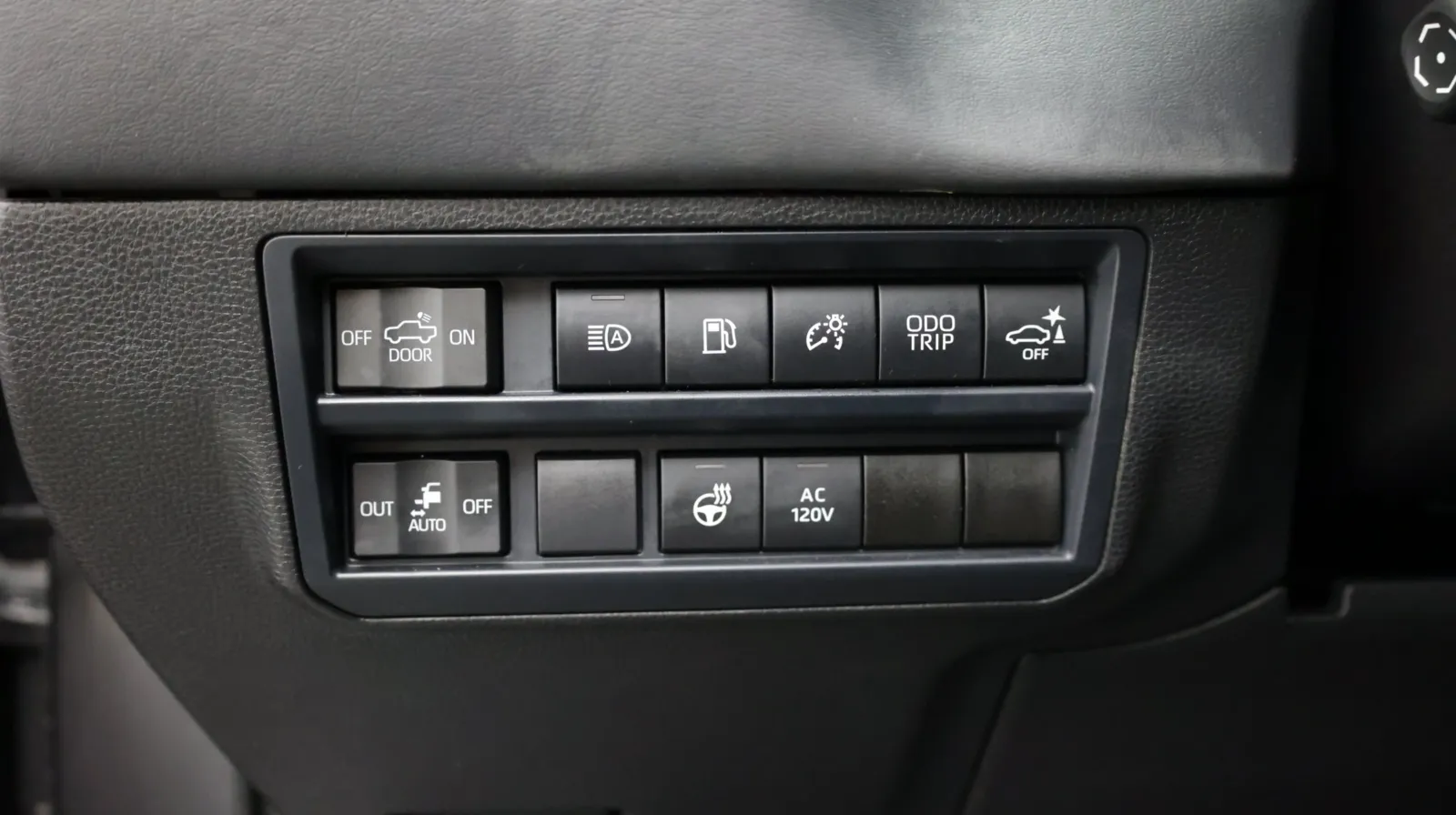 Toyota Tundra photo 17