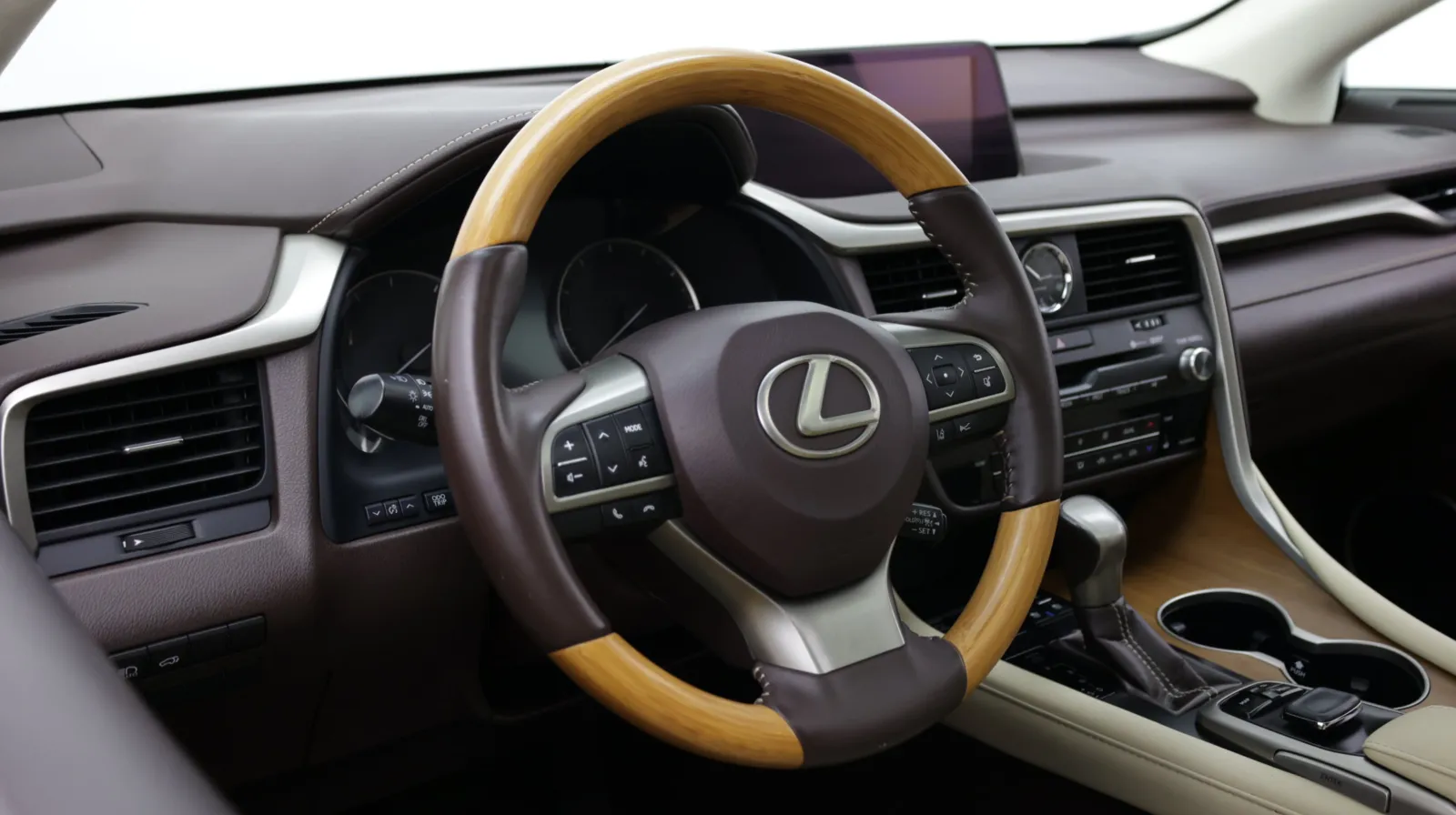 Lexus RX photo 11