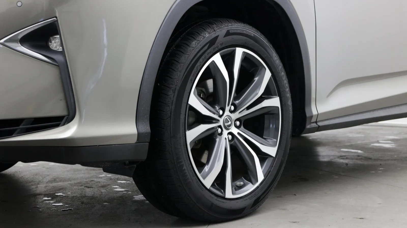 Lexus RX photo 10