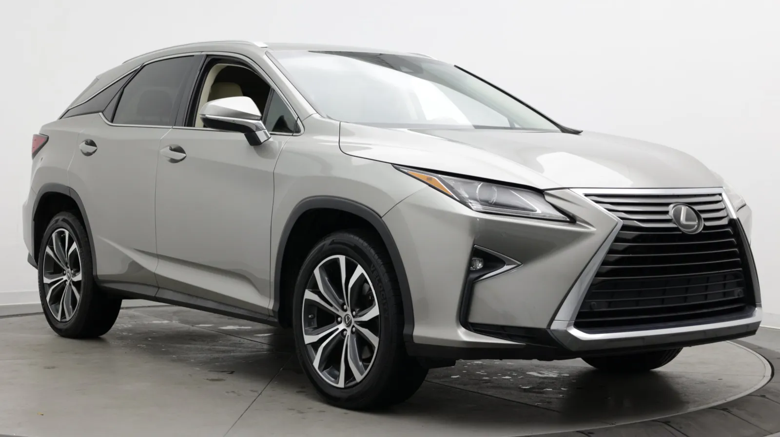 Lexus RX photo 3