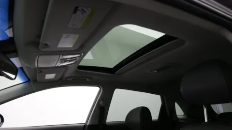 More photos of 2018 Kia Niro EX at Auto Boutique Florida, FL