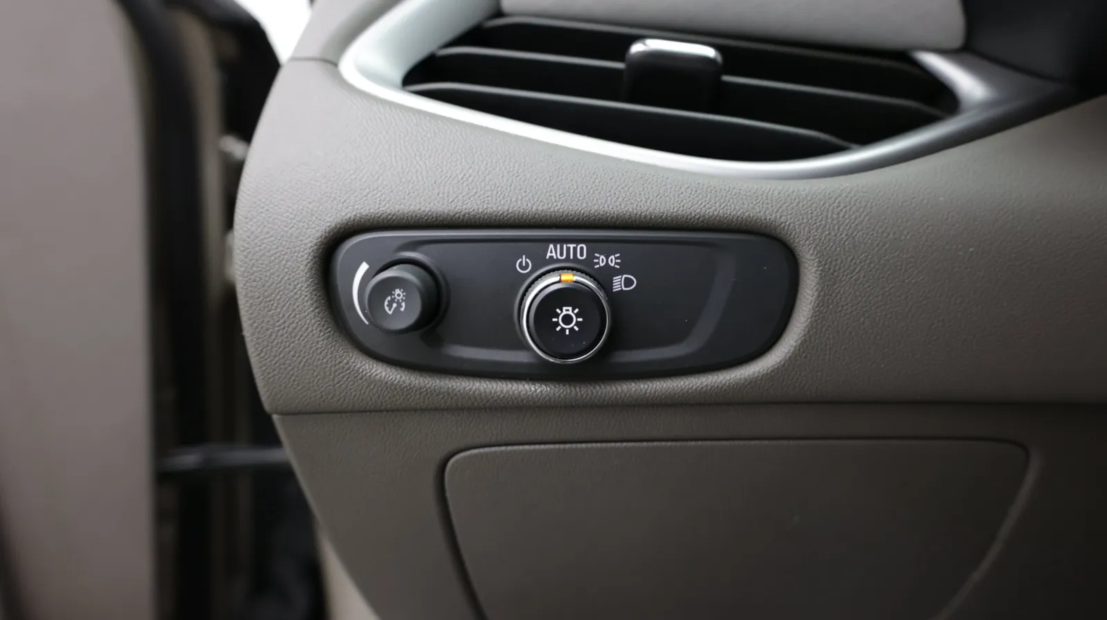 Chevrolet Malibu photo 16