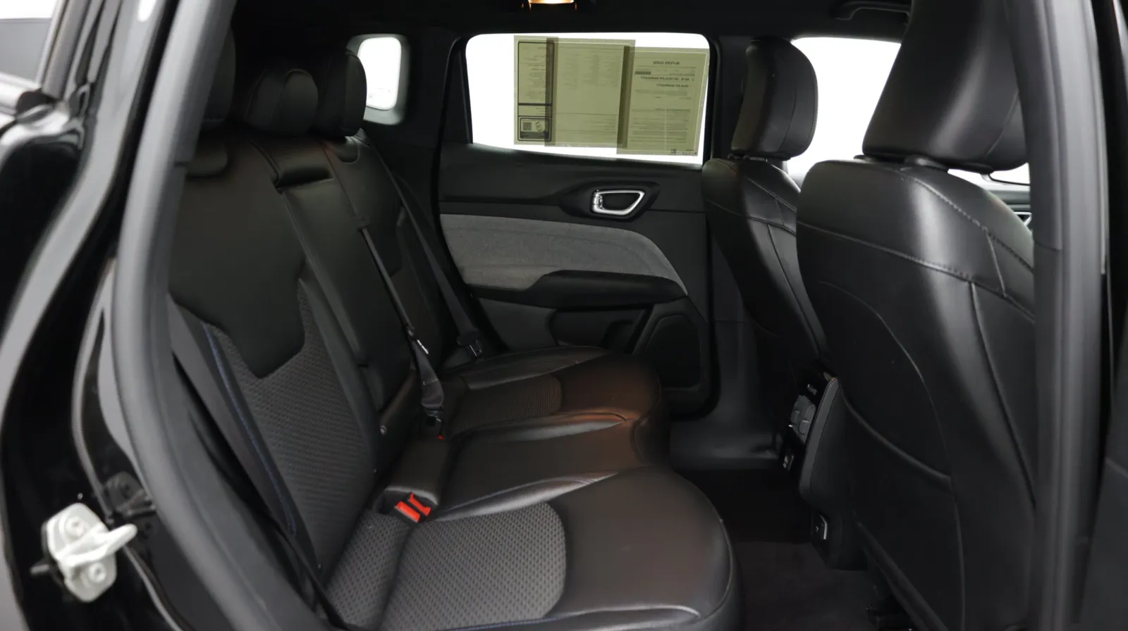 Jeep Compass photo 33