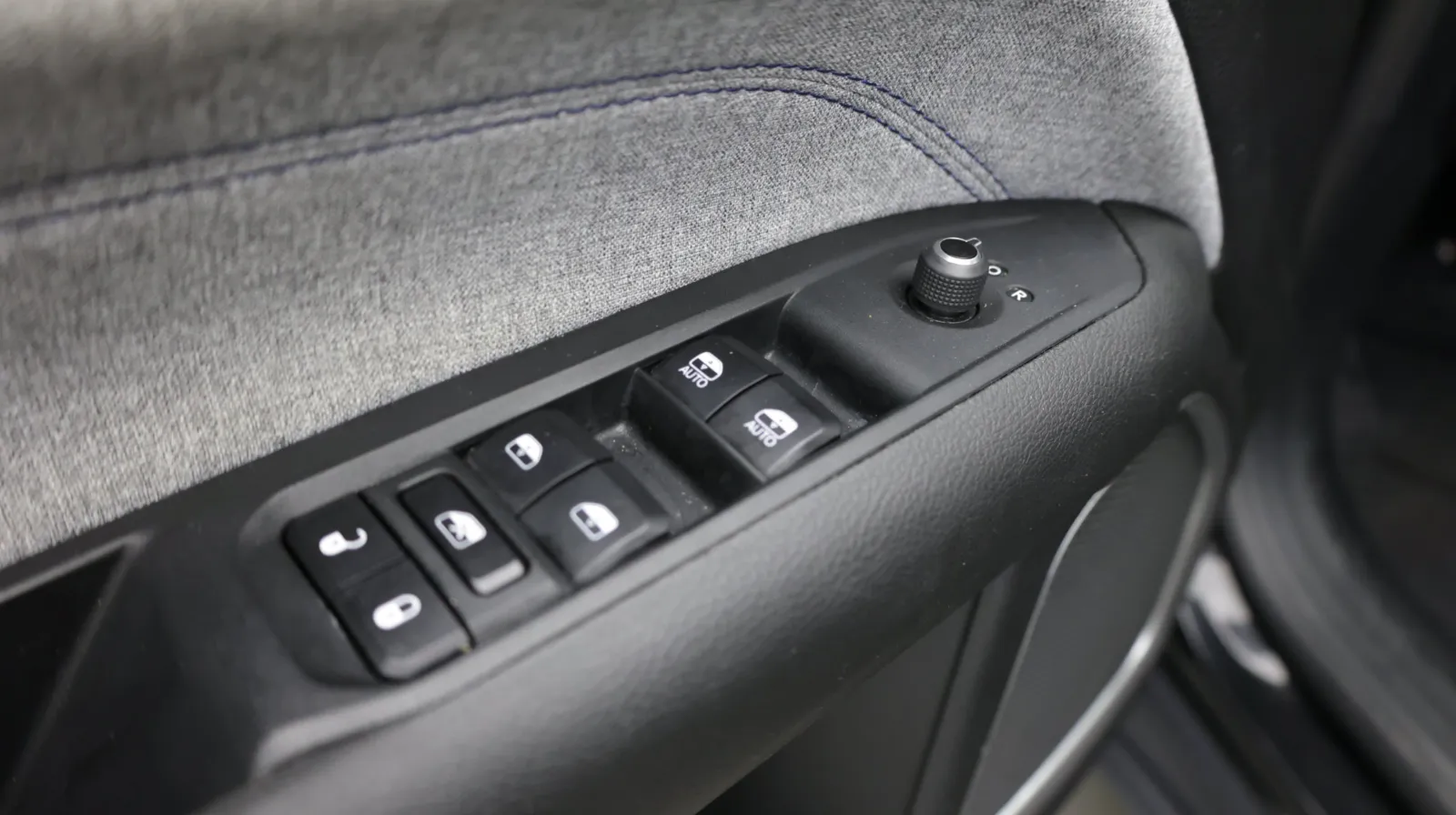 Jeep Compass photo 13