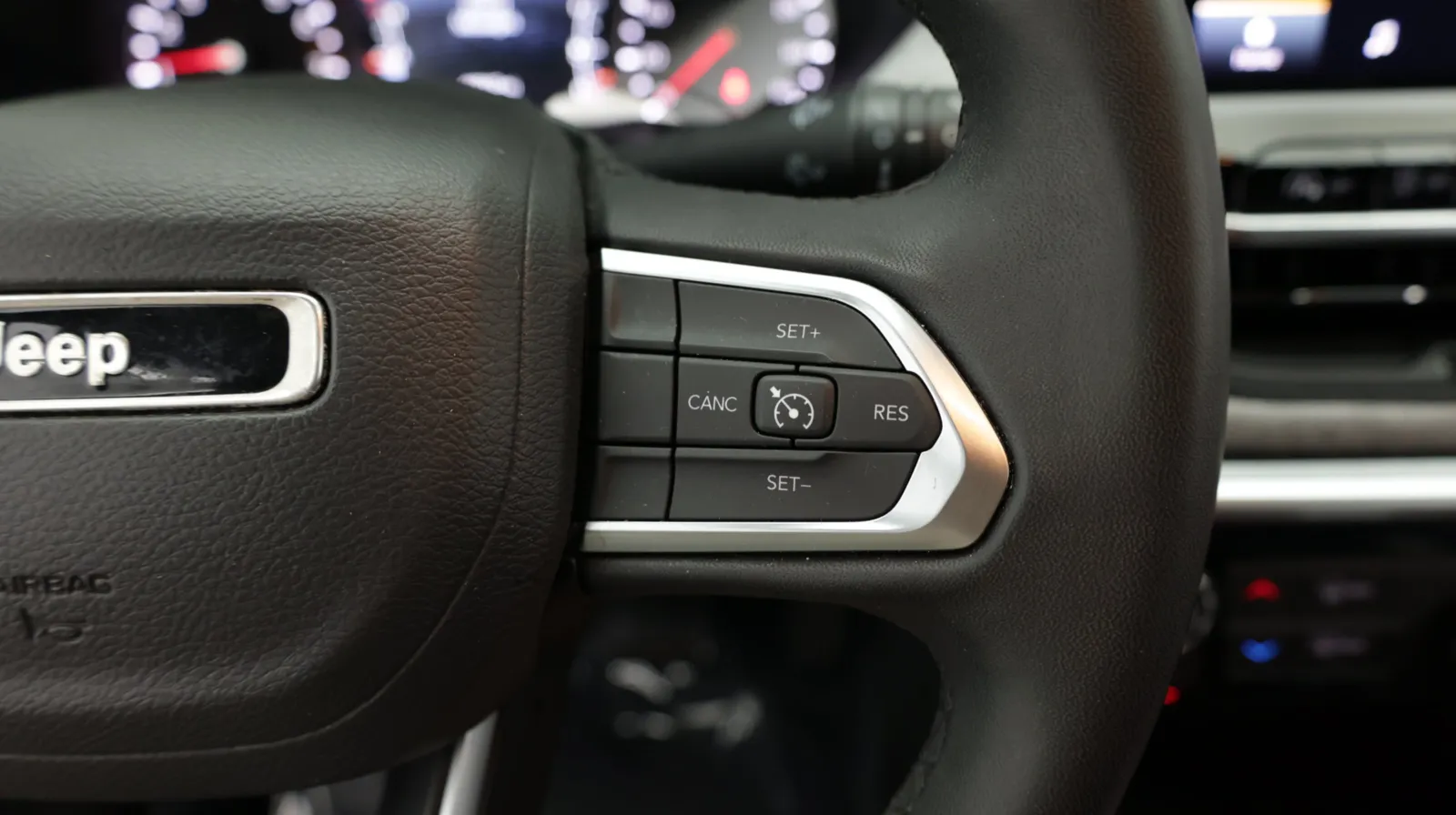 Jeep Compass photo 24